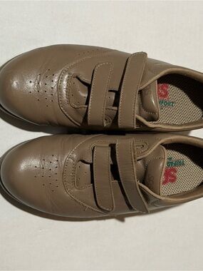 SAS Me Too Taupe Leather Velcro Walking Shoes 5.5M